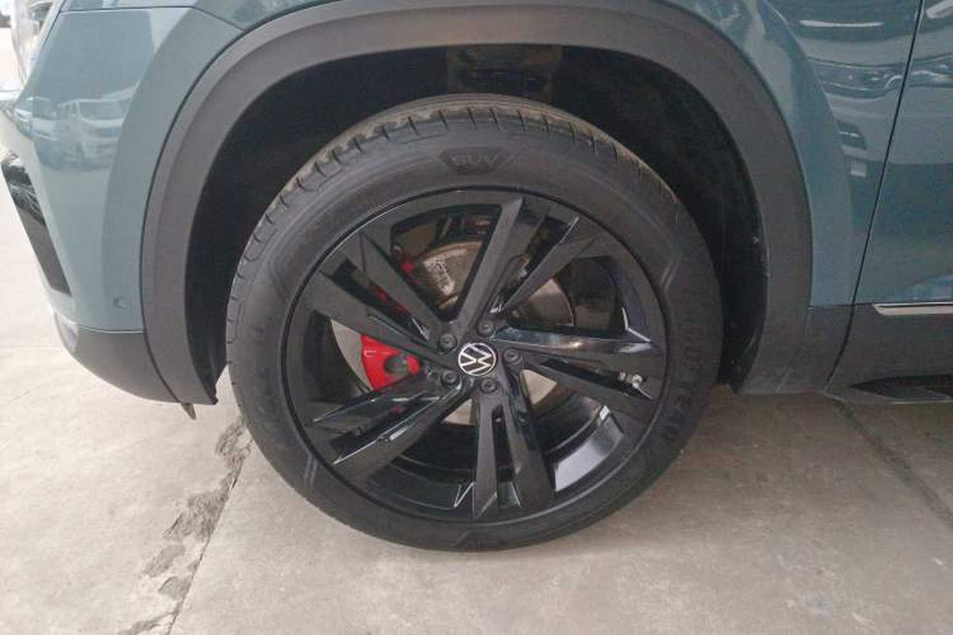 Used Volkswagen Teramont 2024 380TSI All-Wheel-Drive Qingfeng Limited Edition Left Front Wheel Hub