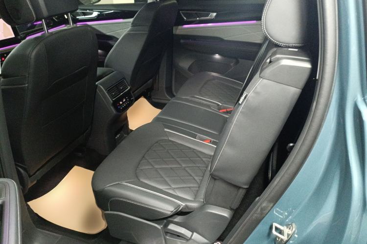 Used Volkswagen Teramont 2024 380TSI Four-Wheel Drive Prestige Flagship Edition Left Rear Seat