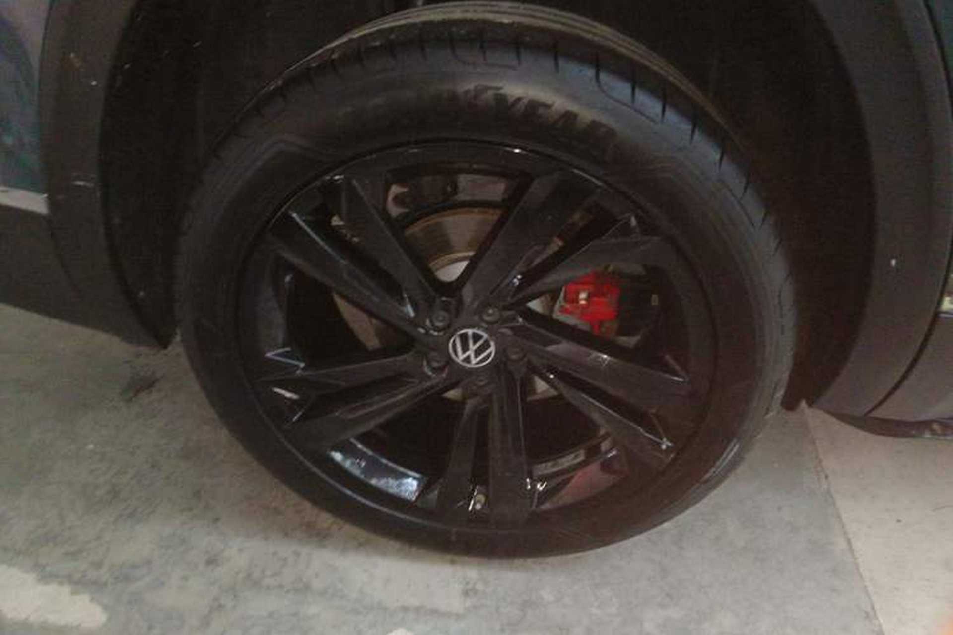 Used Volkswagen Teramont 2024 380TSI All-Wheel-Drive Qingfeng Limited Edition Right Rear Wheel Hub