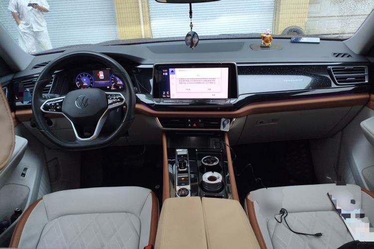 Used Volkswagen Teramont 2024 380TSI Four-Wheel Drive Prestige Flagship Edition Center Console