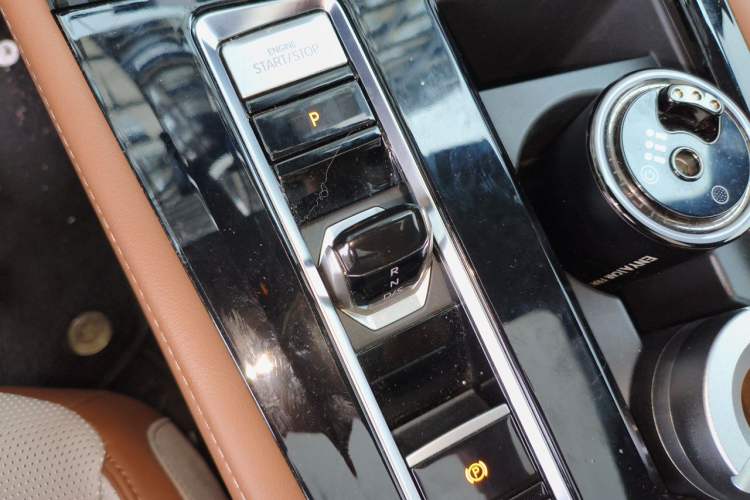 Used Volkswagen Teramont 2024 380TSI Four-Wheel Drive Prestige Flagship Edition Gear Lever