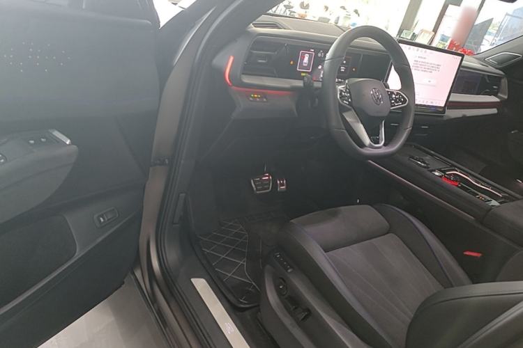 Used Volkswagen Teramont 2025 Tiguan Pro 450TSI Four-Wheel Drive Summit Edition Driver Seat