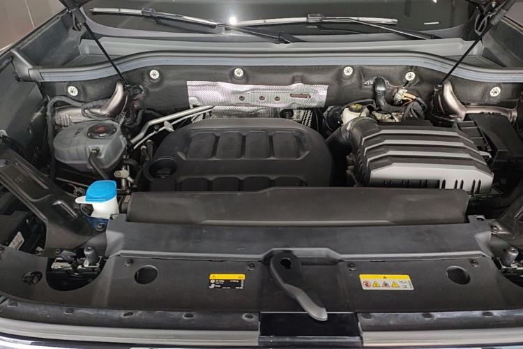 Used Volkswagen Teramont 2025 Tiguan Pro 450TSI Four-Wheel Drive Summit Edition Engine Bay