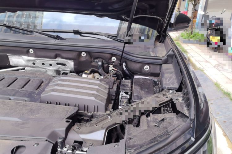 Used Volkswagen Teramont 2025 Tiguan Pro 450TSI Four-Wheel Drive Summit Edition Engine Bay Left