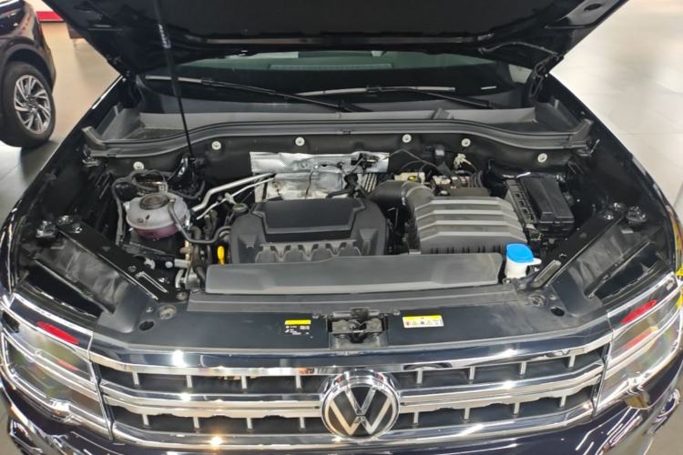 Used Volkswagen Teramont 2025 380TSI All-Wheel-Drive Excellence Edition Engine Bay