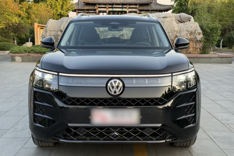 Used Volkswagen Teramont 2025 Tiguan Pro 450TSI 4Motion Crosswind Edition Exterior 9