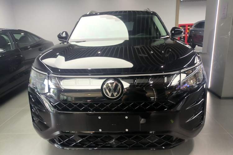 Used Volkswagen Teramont 2025 Tiguan Pro 450TSI 4Motion Crosswind Edition Front