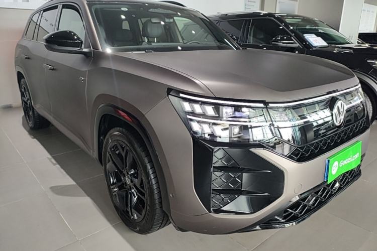 Used Volkswagen Teramont 2025 Tiguan Pro 450TSI Four-Wheel Drive Summit Edition Front Right 45 Deg