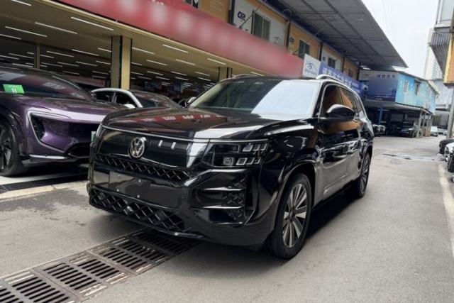 Ojetý Volkswagen Teramont 2025 Tiguan Pro 450TSI 4Motion Crosswind Edition