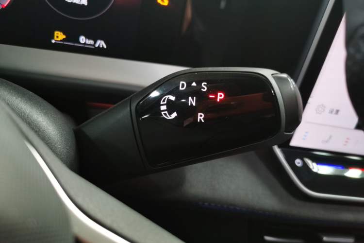 Used Volkswagen Teramont 2025 Tiguan Pro 450TSI Four-Wheel Drive Summit Edition Gear Lever