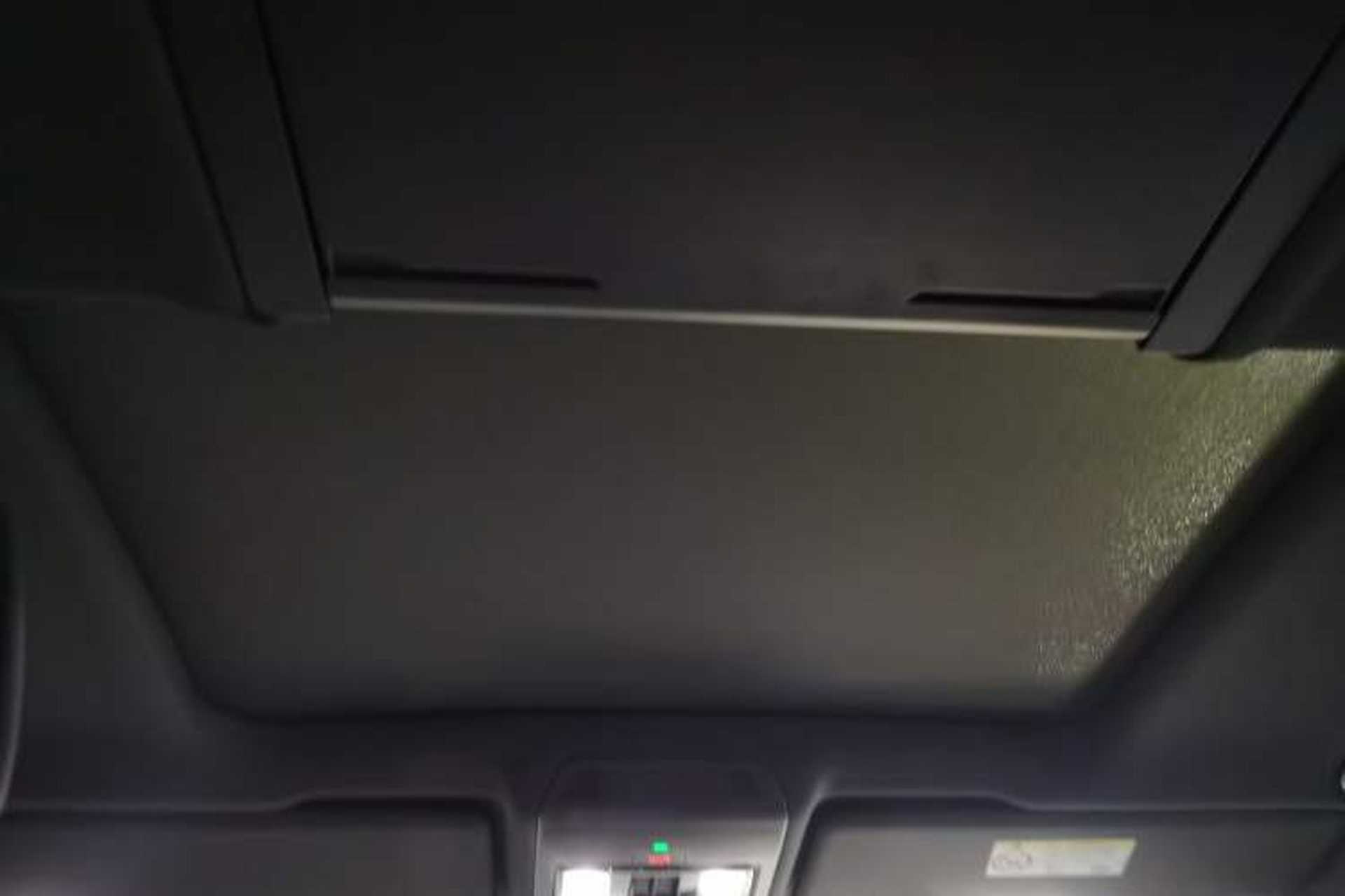 Used Volkswagen Teramont 2025 Tiguan Pro 450TSI Four-Wheel Drive Summit Edition Headliner