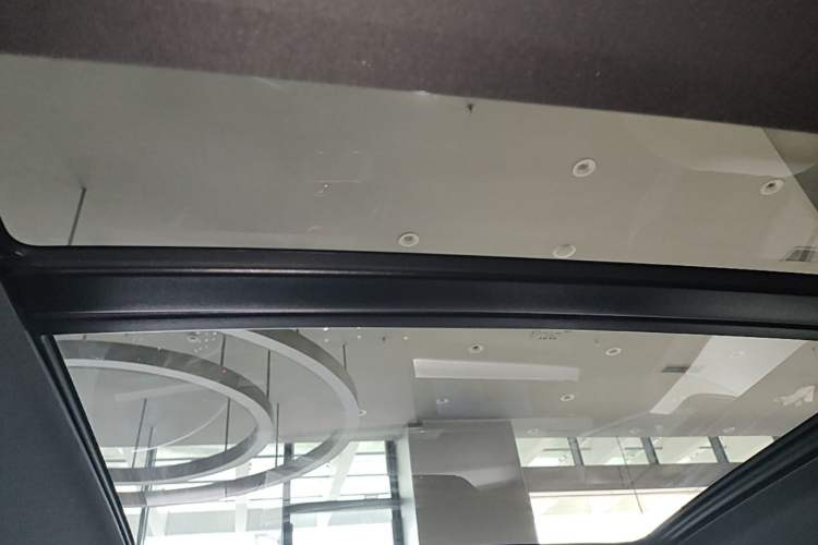 Used Volkswagen Teramont 2025 Tiguan Pro 450TSI Four-Wheel Drive Summit Edition Headliner
