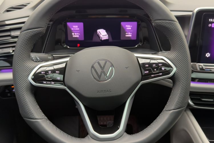 Used Volkswagen Teramont 2025 380TSI All-Wheel-Drive Excellence Edition Interior 2