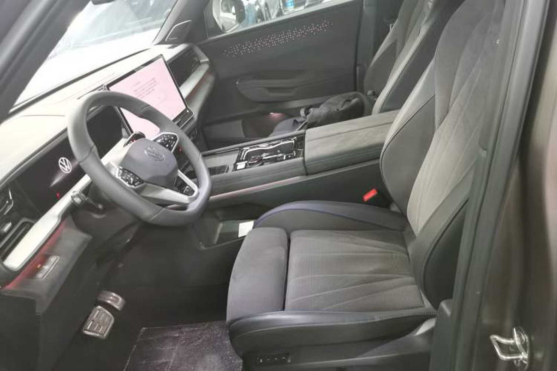 Used Volkswagen Teramont 2025 Tiguan Pro 450TSI Four-Wheel Drive Summit Edition Left Front Seat
