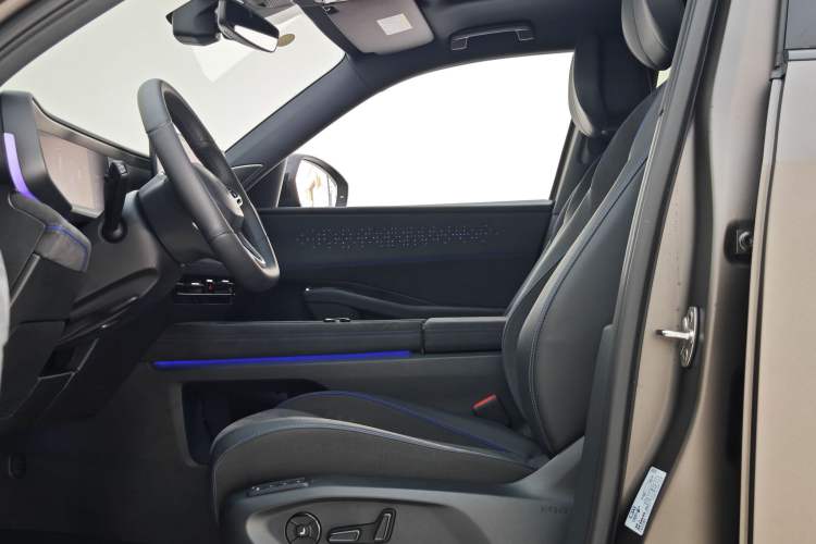 Used Volkswagen Teramont 2025 Tiguan Pro 450TSI Four-Wheel Drive Summit Edition Left Front Seat