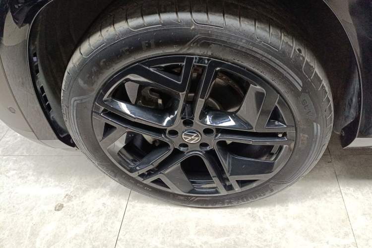Used Volkswagen Teramont 2025 Tiguan Pro 450TSI Four-Wheel Drive Summit Edition Left Front Wheel Hub