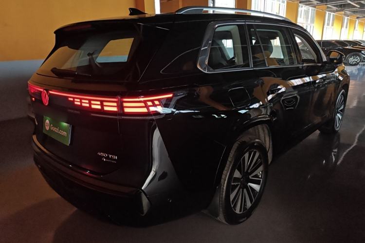 Used Volkswagen Teramont 2025 Tiguan Pro 450TSI 4Motion Crosswind Edition Rear Right 45 Deg