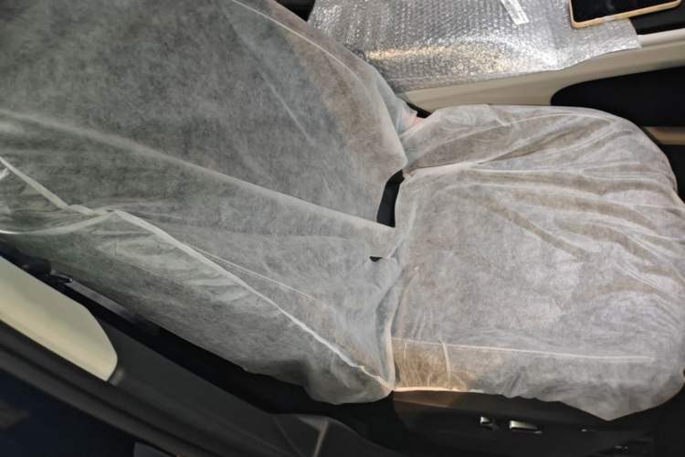 Used Volkswagen Teramont 2025 380TSI All-Wheel-Drive Excellence Edition Right Front Seat