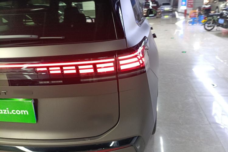 Used Volkswagen Teramont 2025 Tiguan Pro 450TSI Four-Wheel Drive Summit Edition Right Rear Taillight