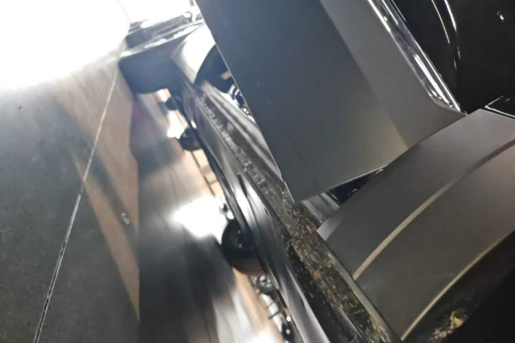 Used Volkswagen Teramont 2025 380TSI All-Wheel-Drive Excellence Edition Right Side Sill