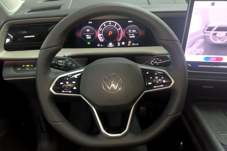 Used Volkswagen Teramont 2025 Tiguan Pro 450TSI 4Motion Crosswind Edition Steering Wheel
