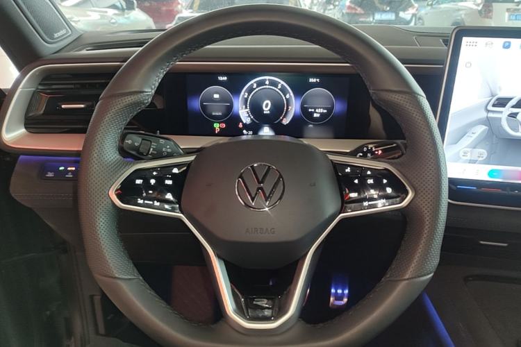 Used Volkswagen Teramont 2025 Tiguan Pro 450TSI Four-Wheel Drive Summit Edition Steering Wheel