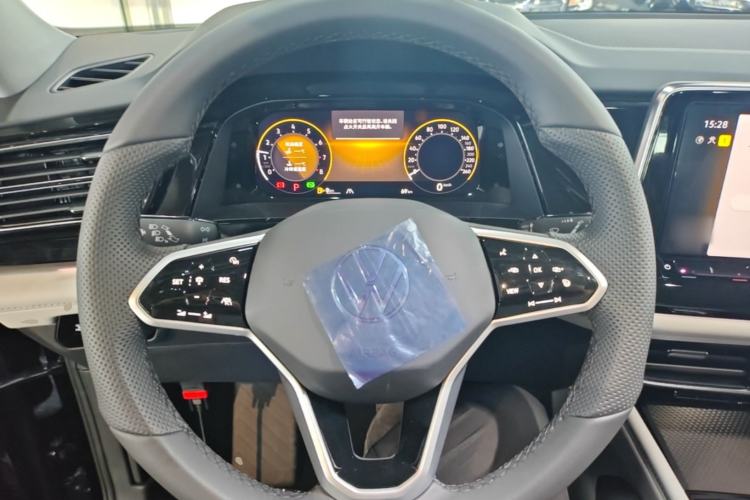 Used Volkswagen Teramont 2025 380TSI All-Wheel-Drive Excellence Edition Steering Wheel