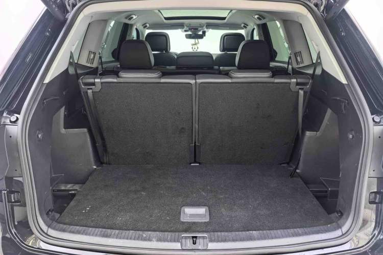 Used Volkswagen Teramont 2025 380TSI All-Wheel-Drive Excellence Edition Trunk