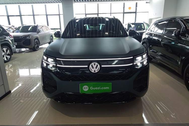 Used Volkswagen Teramont 2025 Tiguan Pro 450TSI 4Motion Crosswind Edition Front