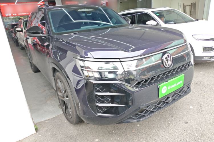 Used Volkswagen Teramont 2025 Tiguan Pro 450TSI Four-Wheel Drive Summit Edition Front Right 45 Deg