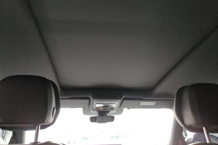 Used Volkswagen Teramont 2025 Tiguan Pro 450TSI Four-Wheel Drive Summit Edition Headliner