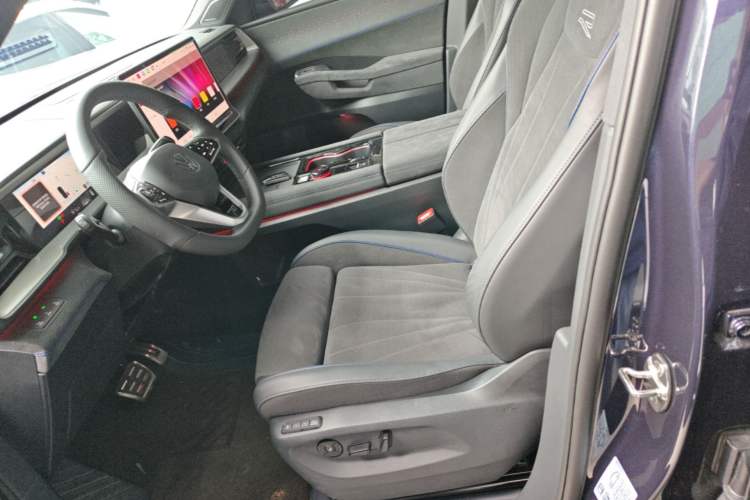 Used Volkswagen Teramont 2025 Tiguan Pro 450TSI Four-Wheel Drive Summit Edition Left Front Seat