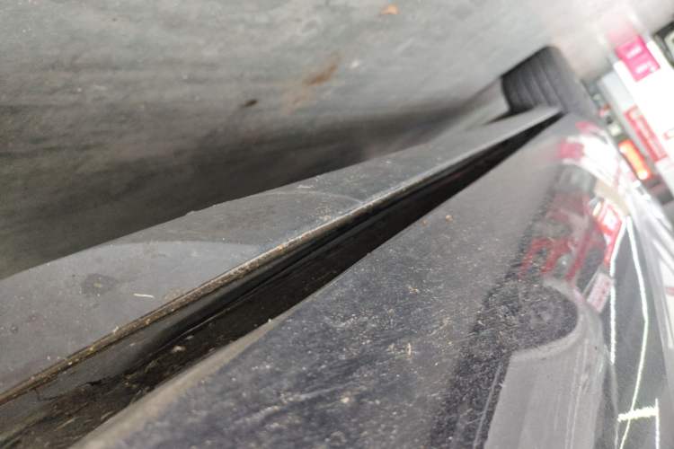 Used Volkswagen Teramont 2025 Tiguan Pro 450TSI Four-Wheel Drive Summit Edition Right Side Sill