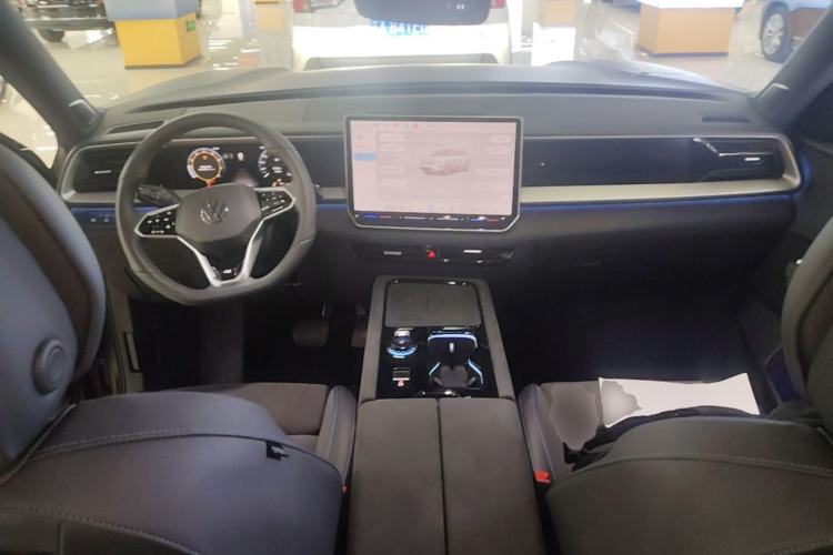 Used Volkswagen Teramont 2025 Tiguan Pro 450TSI Four-Wheel Drive Summit Edition Center Console