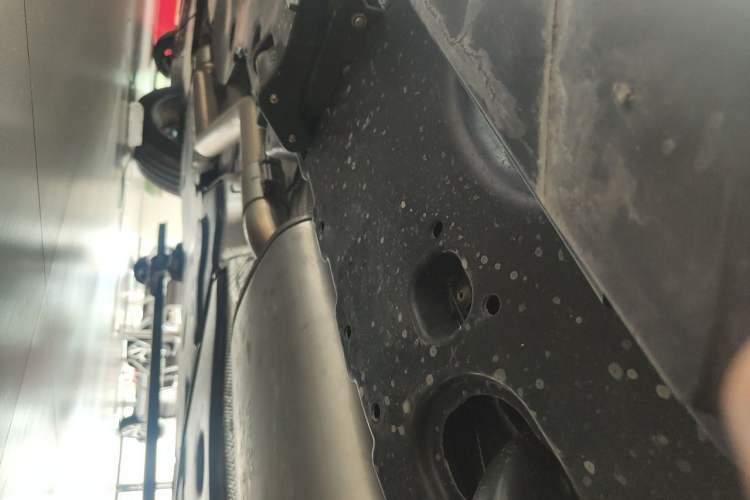 Used Volkswagen Teramont 2025 Tiguan Pro 450TSI Four-Wheel Drive Summit Edition Chassis Rear Left