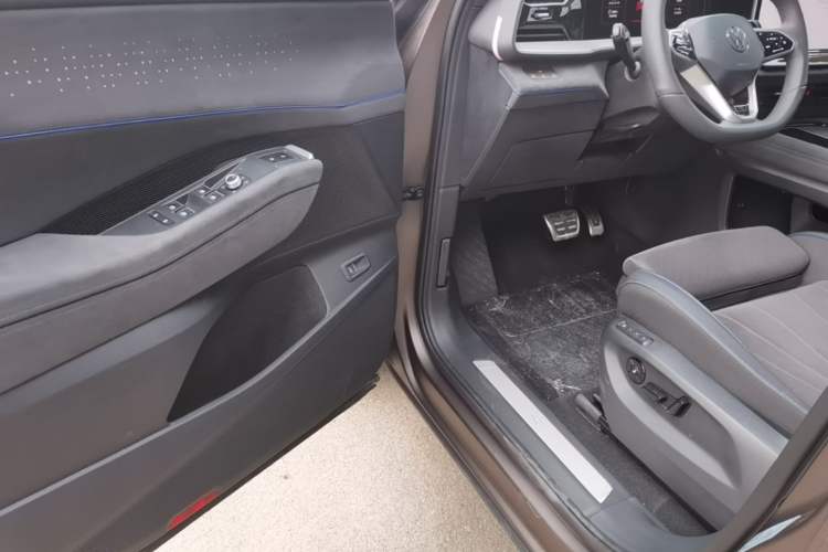 Used Volkswagen Teramont 2025 Tiguan Pro 450TSI Four-Wheel Drive Summit Edition Driver Seat