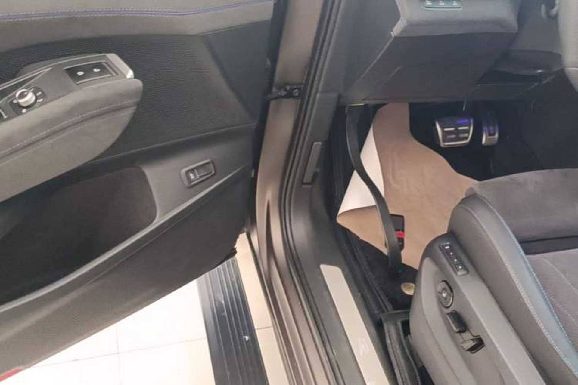 Used Volkswagen Teramont 2025 Tiguan Pro 450TSI Four-Wheel Drive Summit Edition Driver Seat