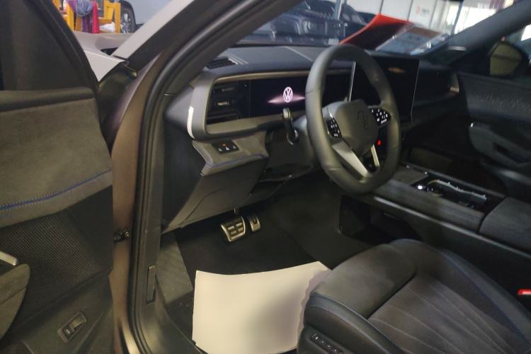 Used Volkswagen Teramont 2025 Tiguan Pro 450TSI Four-Wheel Drive Summit Edition Driver Seat