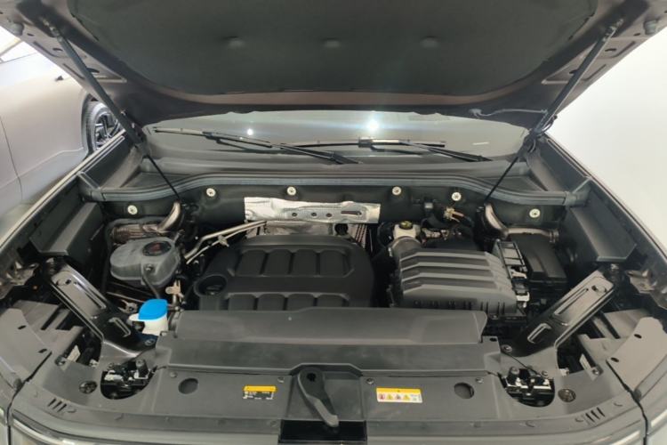 Used Volkswagen Teramont 2025 Tiguan Pro 450TSI Four-Wheel Drive Summit Edition Engine Bay