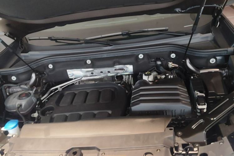 Used Volkswagen Teramont 2025 Tiguan Pro 450TSI Four-Wheel Drive Summit Edition Engine Bay