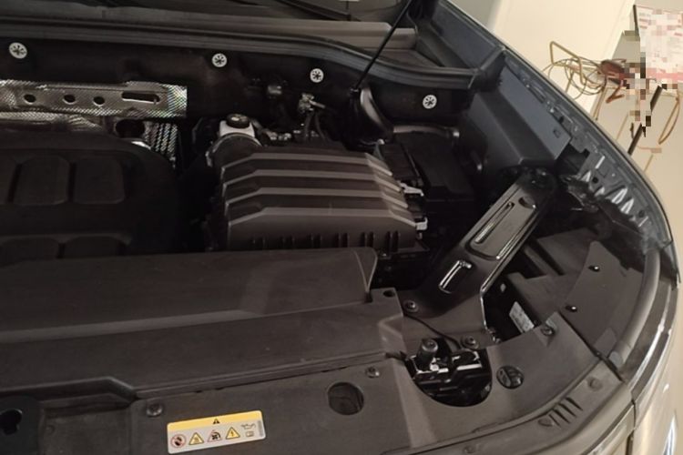 Used Volkswagen Teramont 2025 Tiguan Pro 450TSI Four-Wheel Drive Summit Edition Engine Bay Left