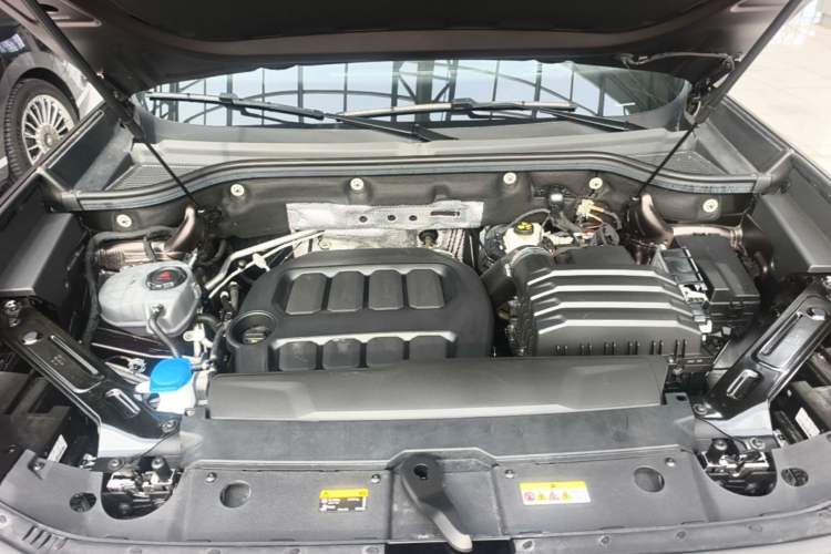 Used Volkswagen Teramont 2025 Tiguan Pro 450TSI Four-Wheel Drive Summit Edition Engine Bay