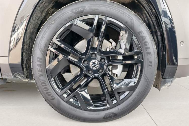 Used Volkswagen Teramont 2025 Tiguan Pro 450TSI Four-Wheel Drive Summit Edition Exterior 6