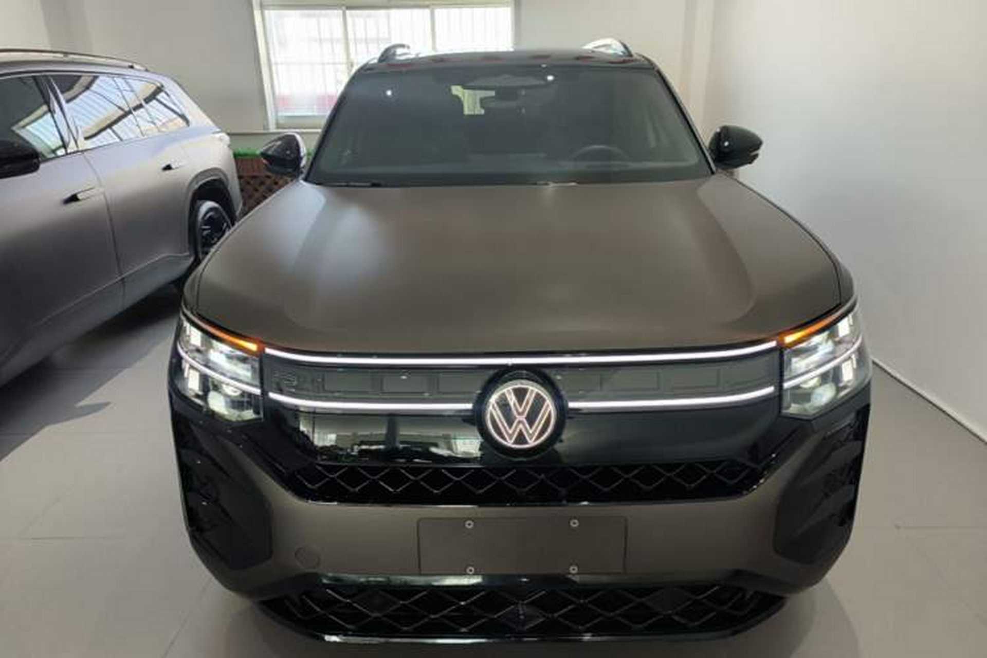 Used Volkswagen Teramont 2025 Tiguan Pro 450TSI Four-Wheel Drive Summit Edition Front