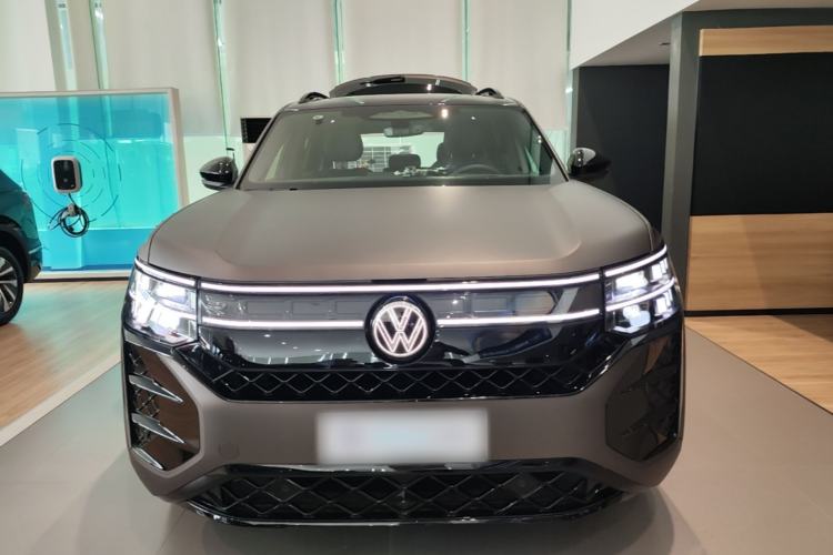 Used Volkswagen Teramont 2025 Tiguan Pro 450TSI Four-Wheel Drive Summit Edition Front