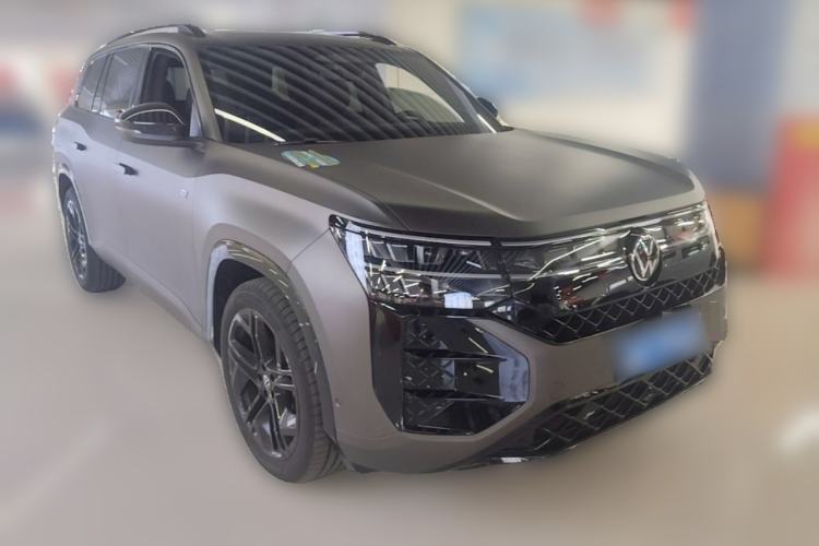 Used Volkswagen Teramont 2025 Tiguan Pro 450TSI Four-Wheel Drive Summit Edition Front Right 45 Deg