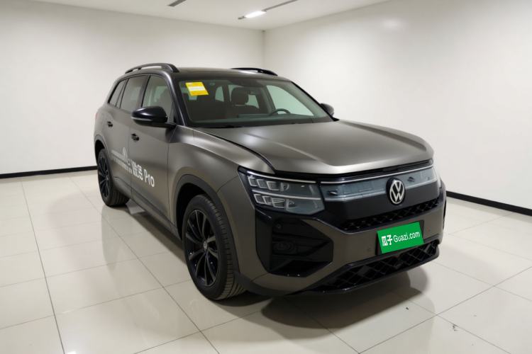 Used Volkswagen Teramont 2025 Tiguan Pro 450TSI Four-Wheel Drive Summit Edition Front Right 45 Deg