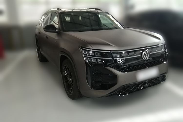 Used Volkswagen Teramont 2025 Tiguan Pro 450TSI Four-Wheel Drive Summit Edition Front Right 45 Deg