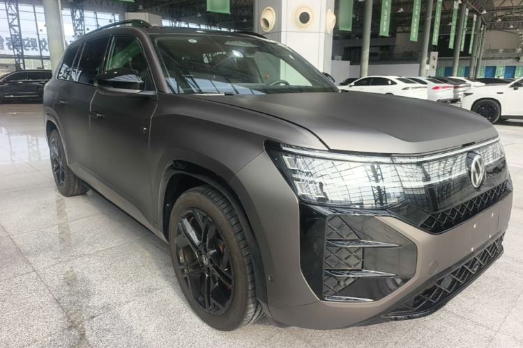Used Volkswagen Teramont 2025 Tiguan Pro 450TSI Four-Wheel Drive Summit Edition Front Right 45 Deg