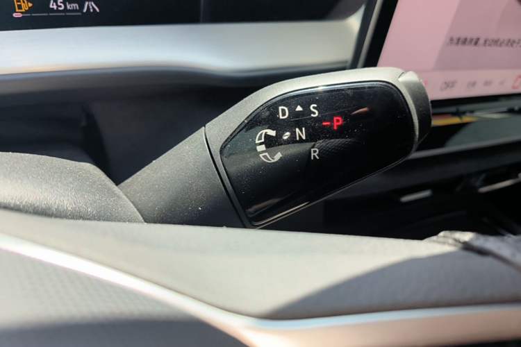 Used Volkswagen Teramont 2025 Tiguan Pro 450TSI Four-Wheel Drive Summit Edition Gear Lever